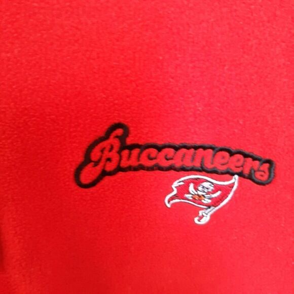 NFL for Her Tampa Bay Women's Medium Red 1/4 Zipper Fleece Pullover Top Jacket - Picture 2 of 6